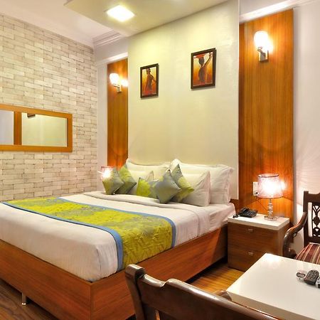 Hotel Solitaire Chandigarh - 10 Mins From Railway Station Εξωτερικό φωτογραφία