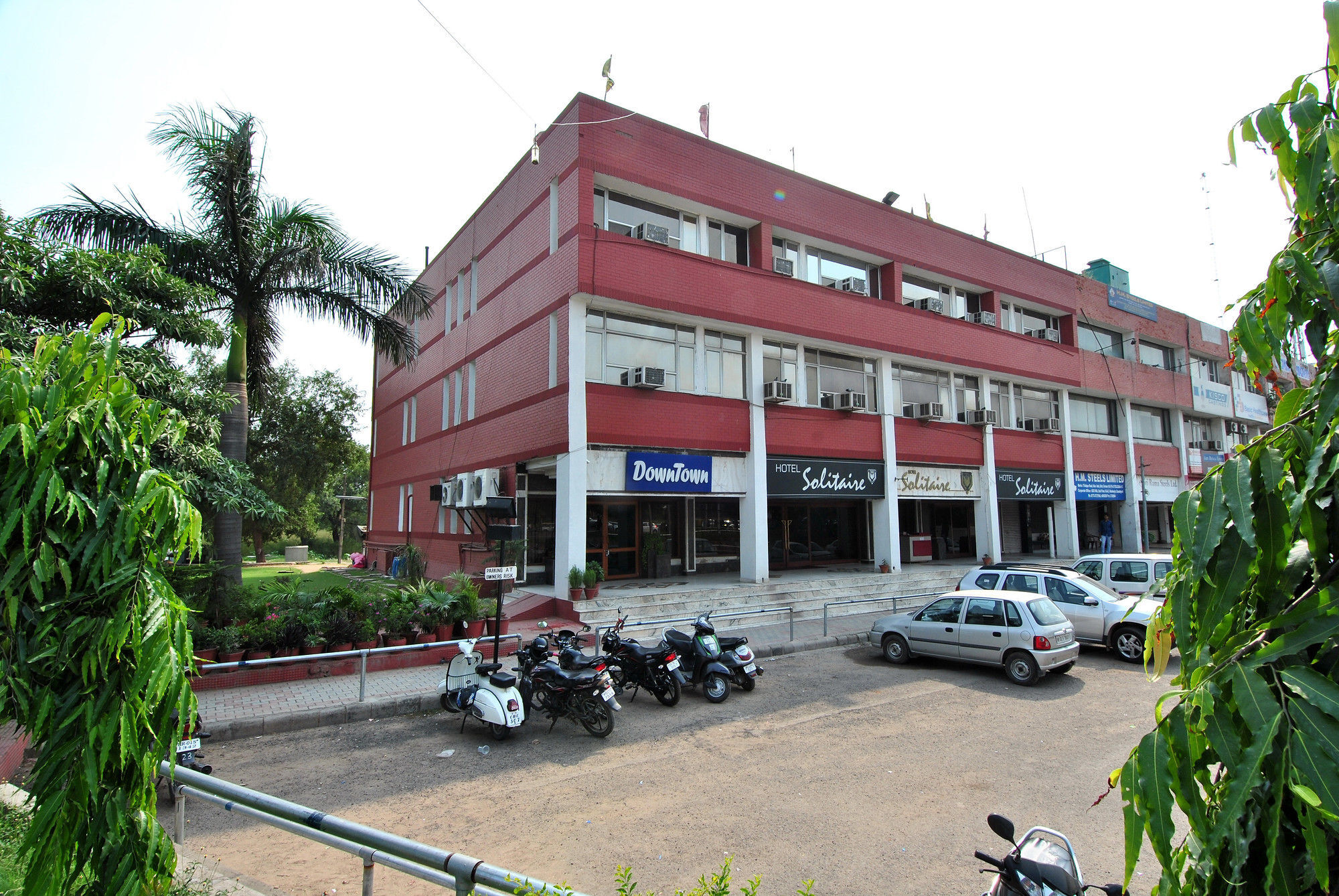 Hotel Solitaire Chandigarh - 10 Mins From Railway Station Εξωτερικό φωτογραφία