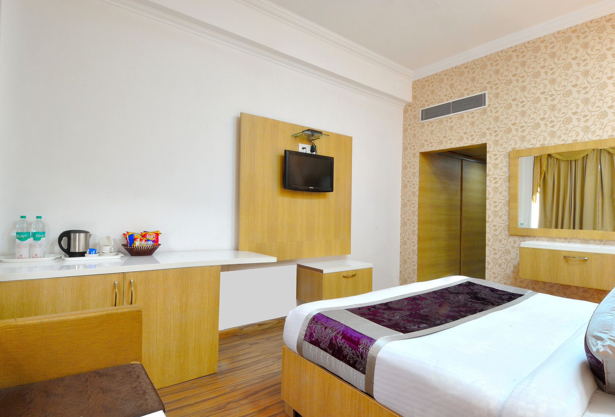 Hotel Solitaire Chandigarh - 10 Mins From Railway Station Εξωτερικό φωτογραφία
